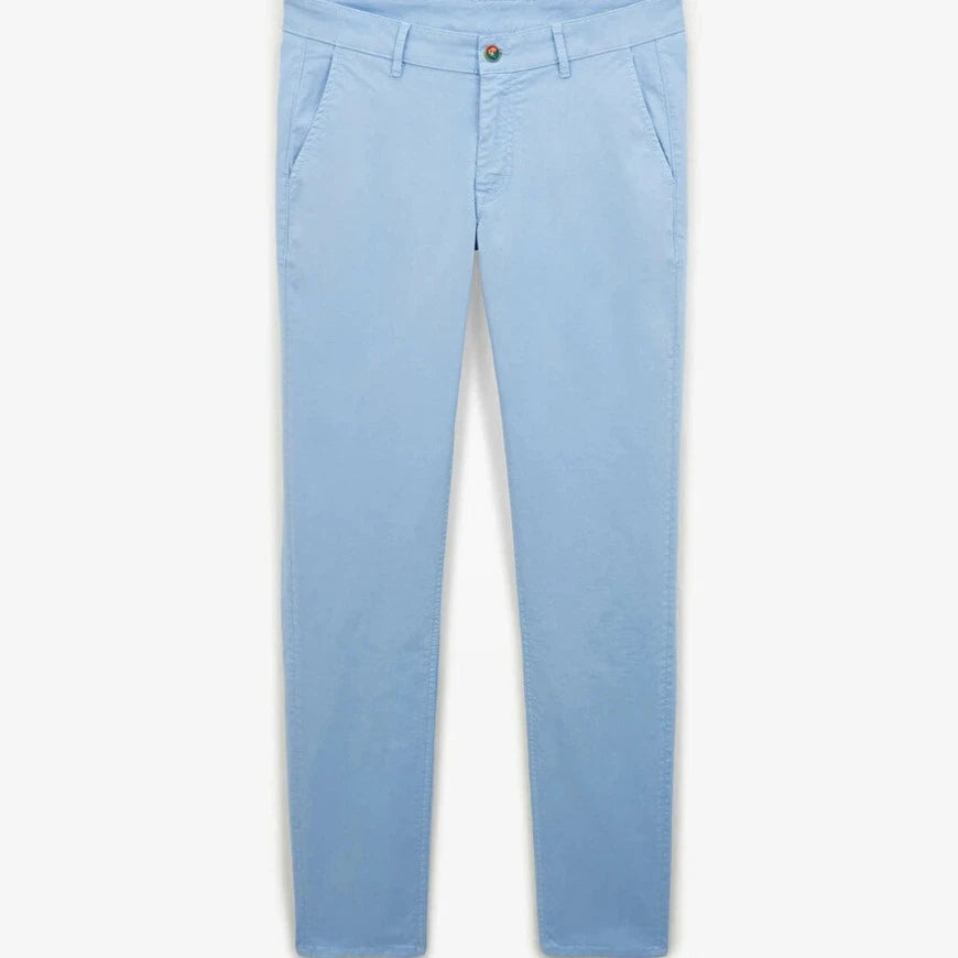 Comfort Fit Chino 702: Cristal Blue