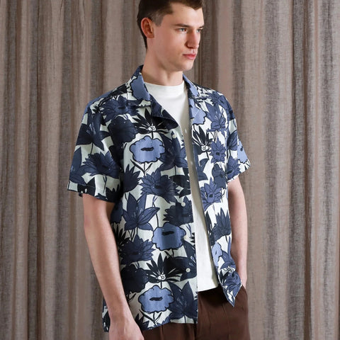 Selleck Floral Collage Shirt S/S: Navy