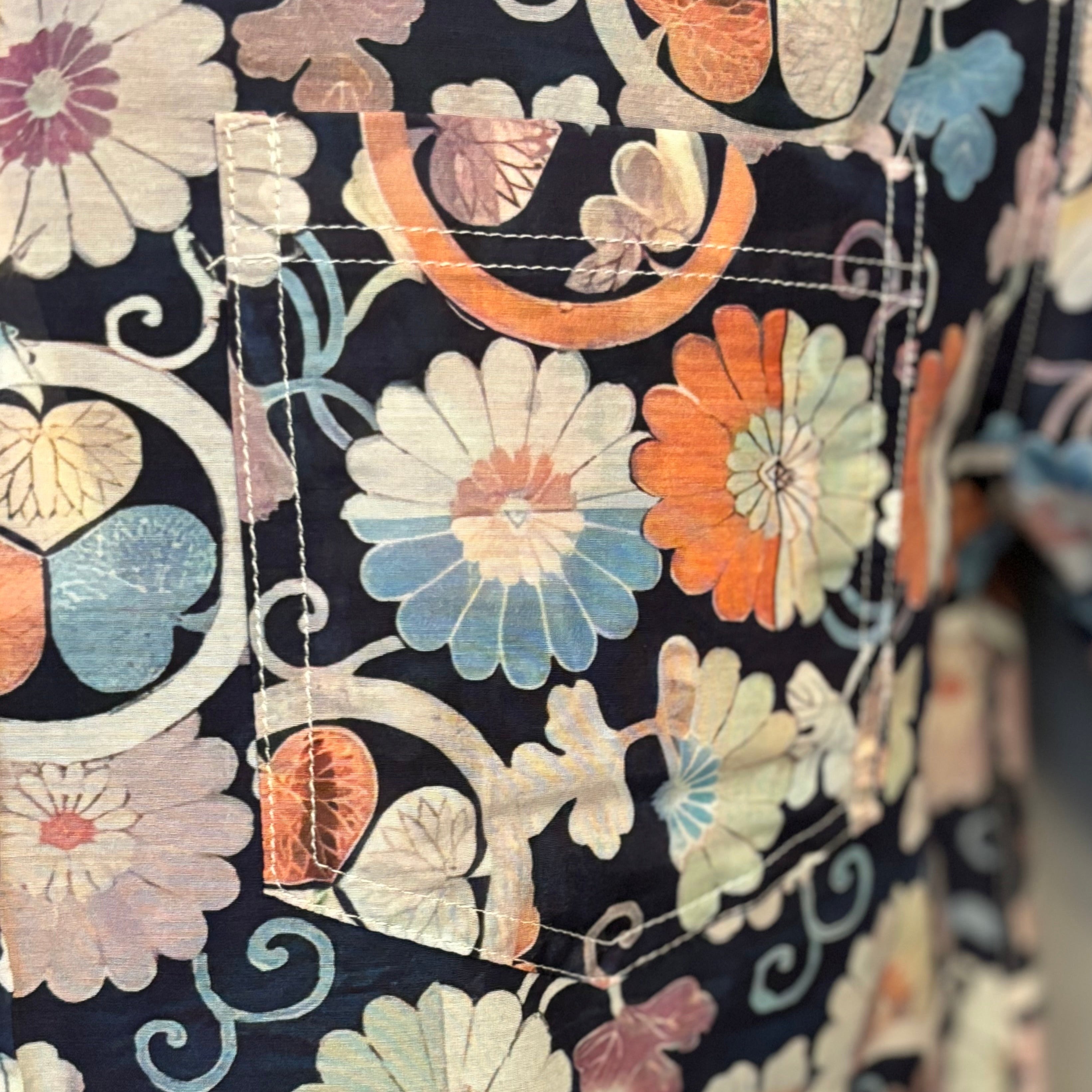 Circles Print Shirt S/S: Dark