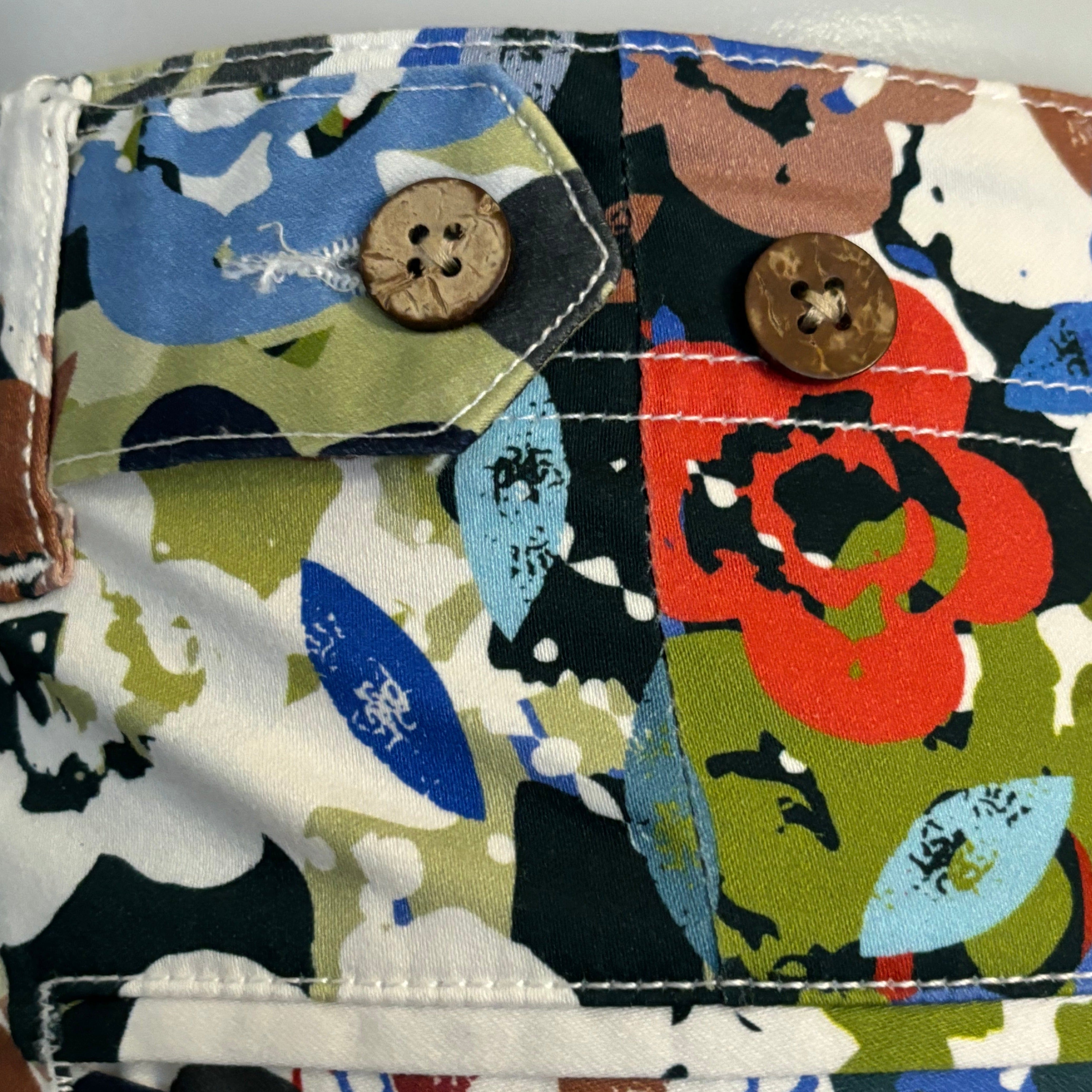 Floral Stencil Stretch Short