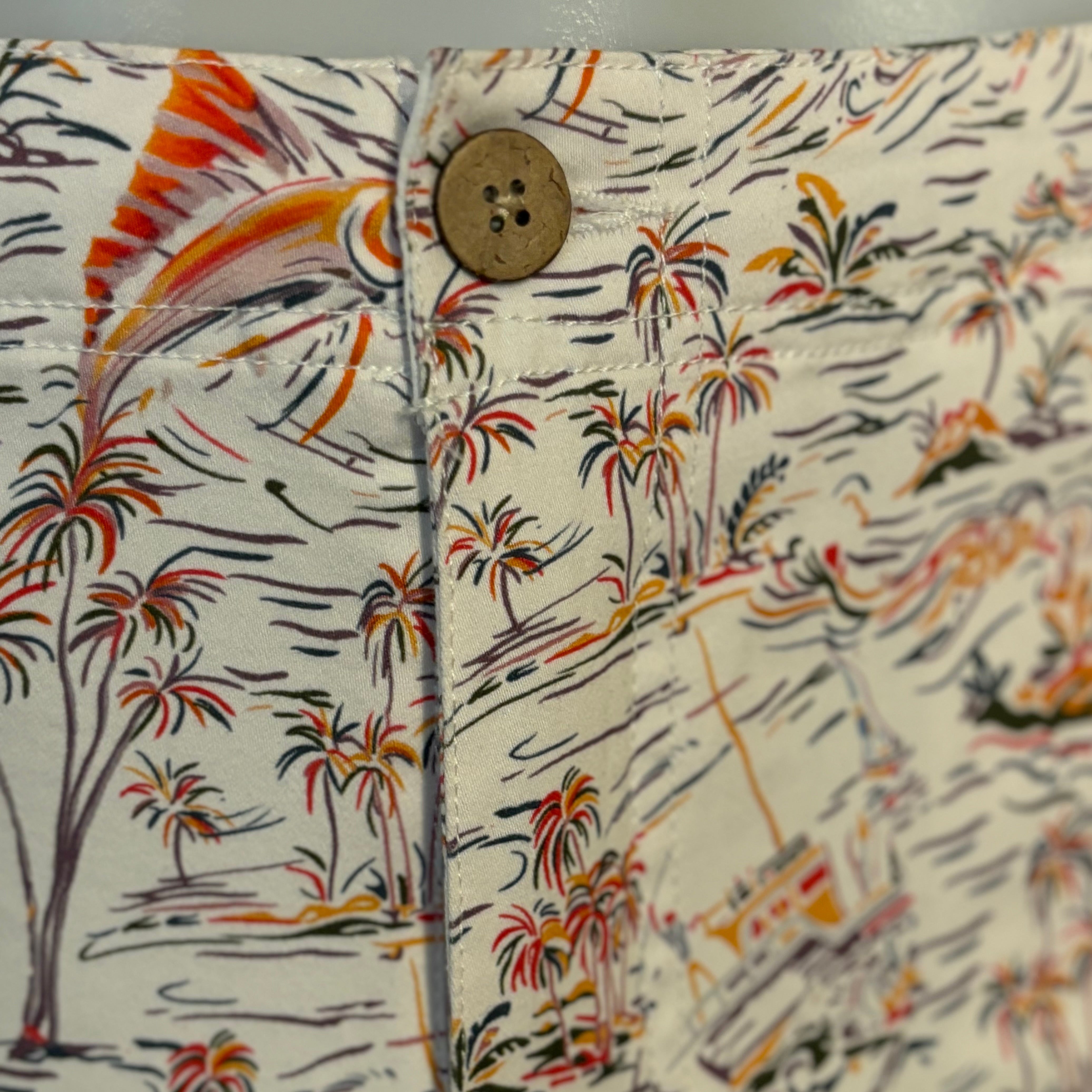 Tropical Island Stretch Short