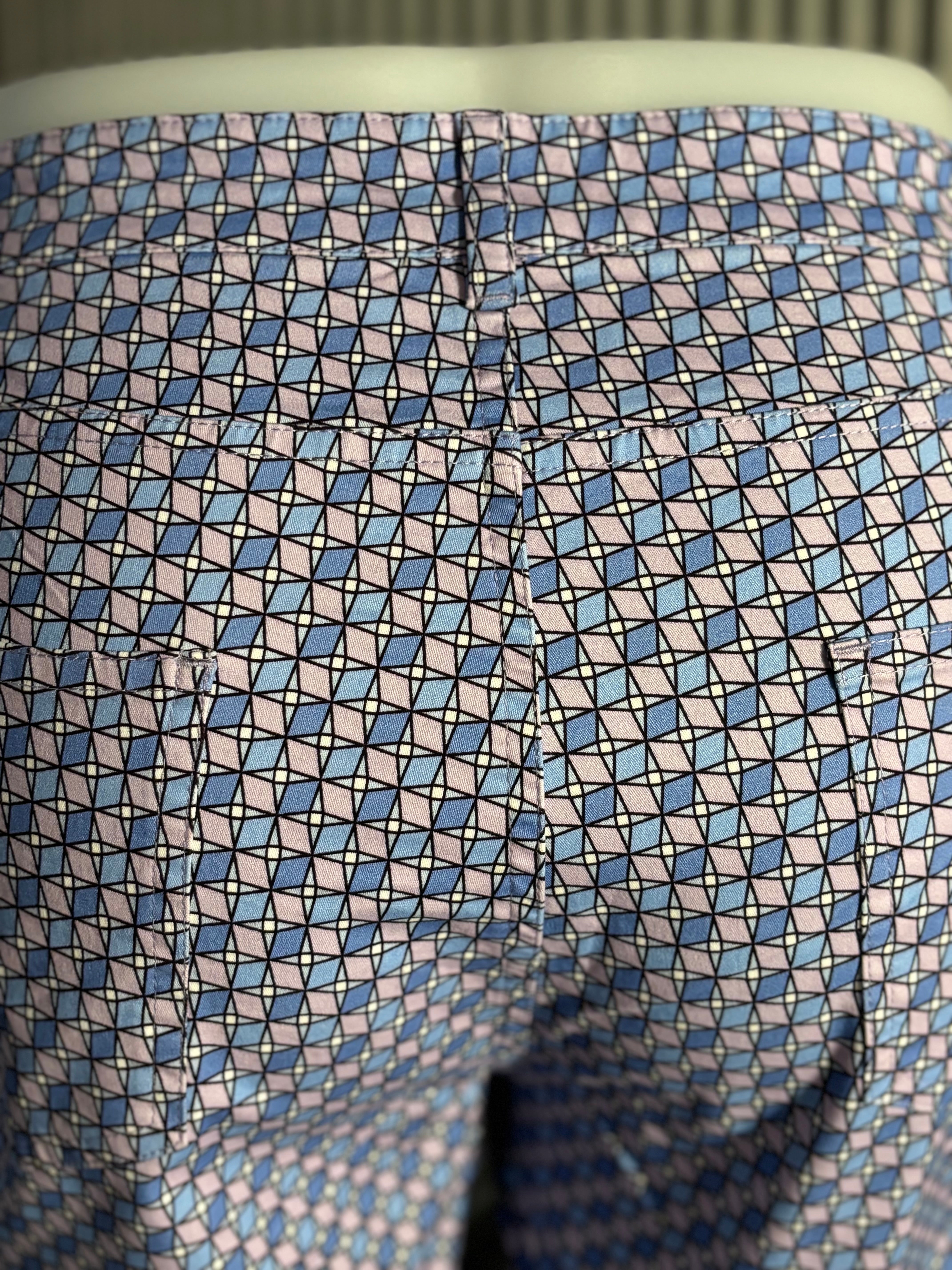 Palm Springs Diamond Triangles Stretch Short: Blue