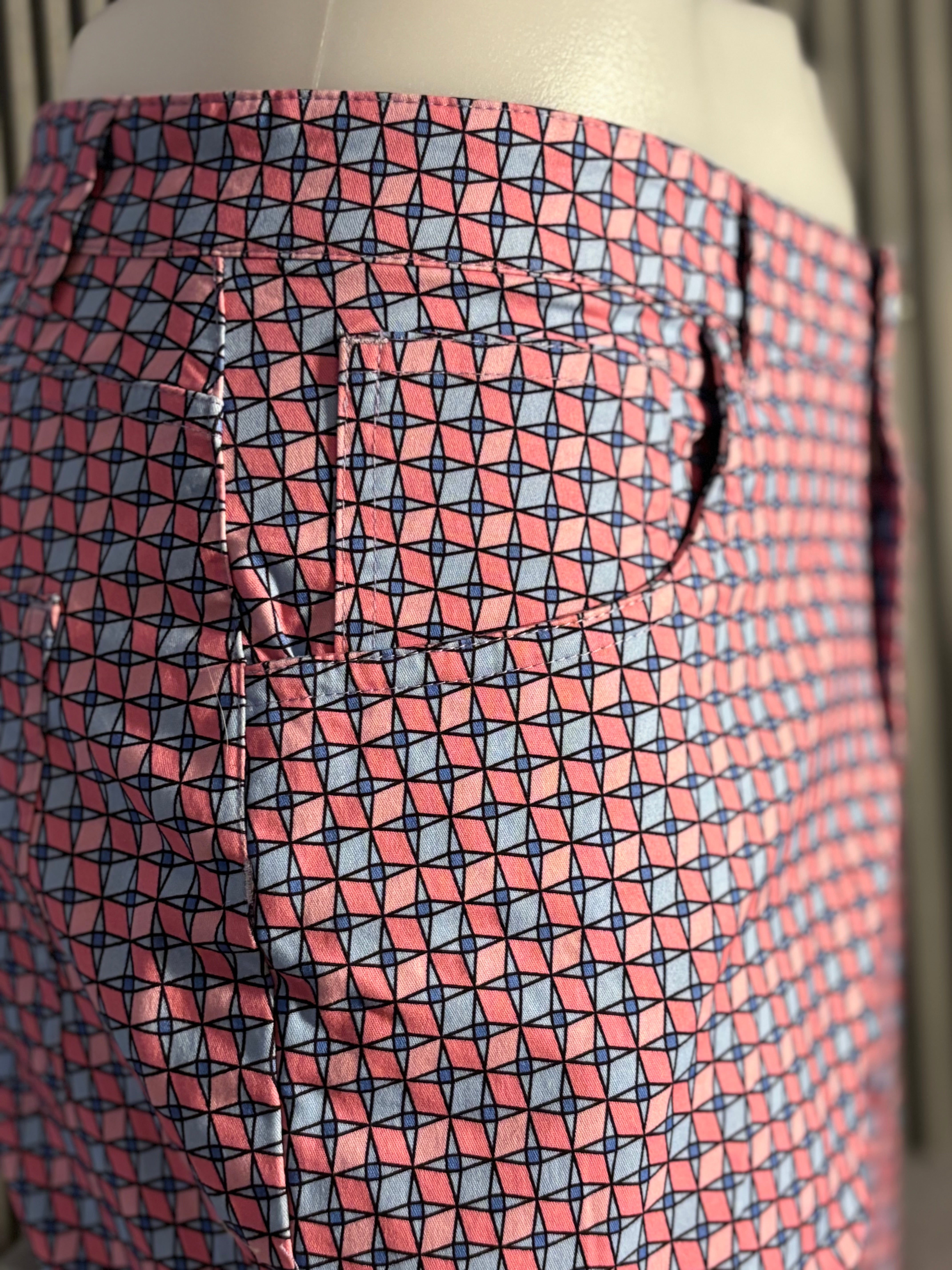 Palm Springs Diamonds Stretch Short: Pink