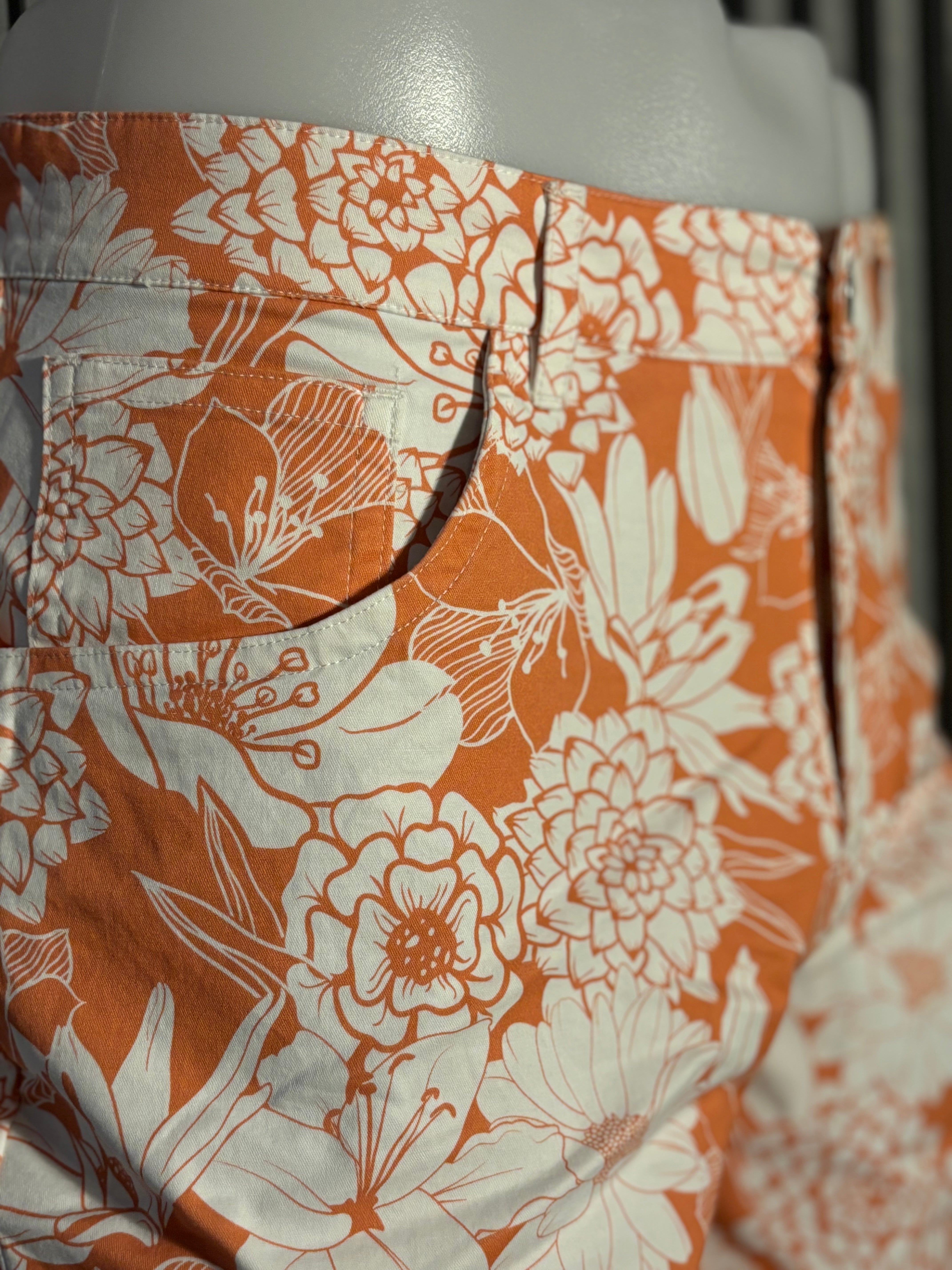 Palm Springs Floral Stretch Short: Coral