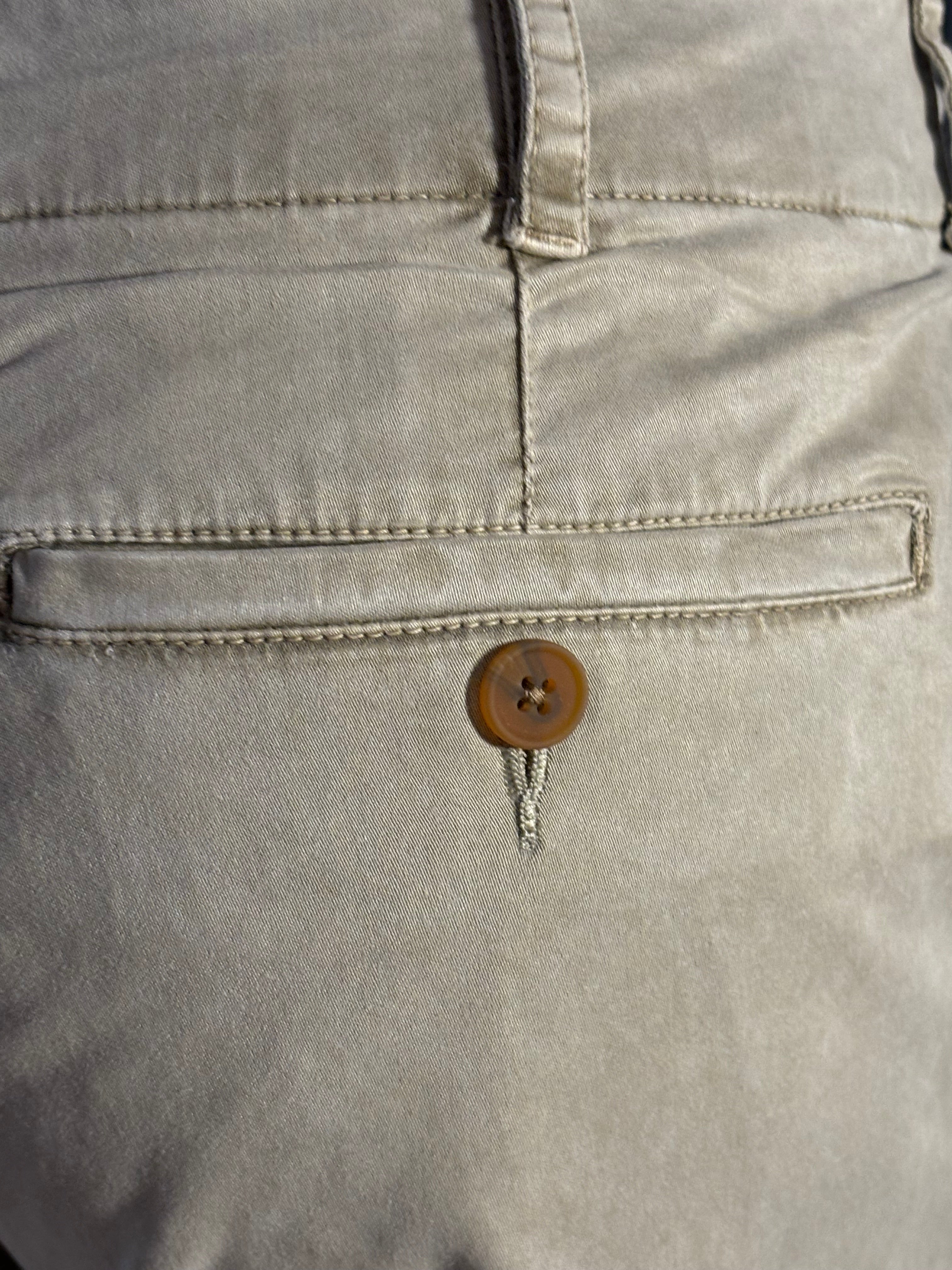 Ptown Short: Beige