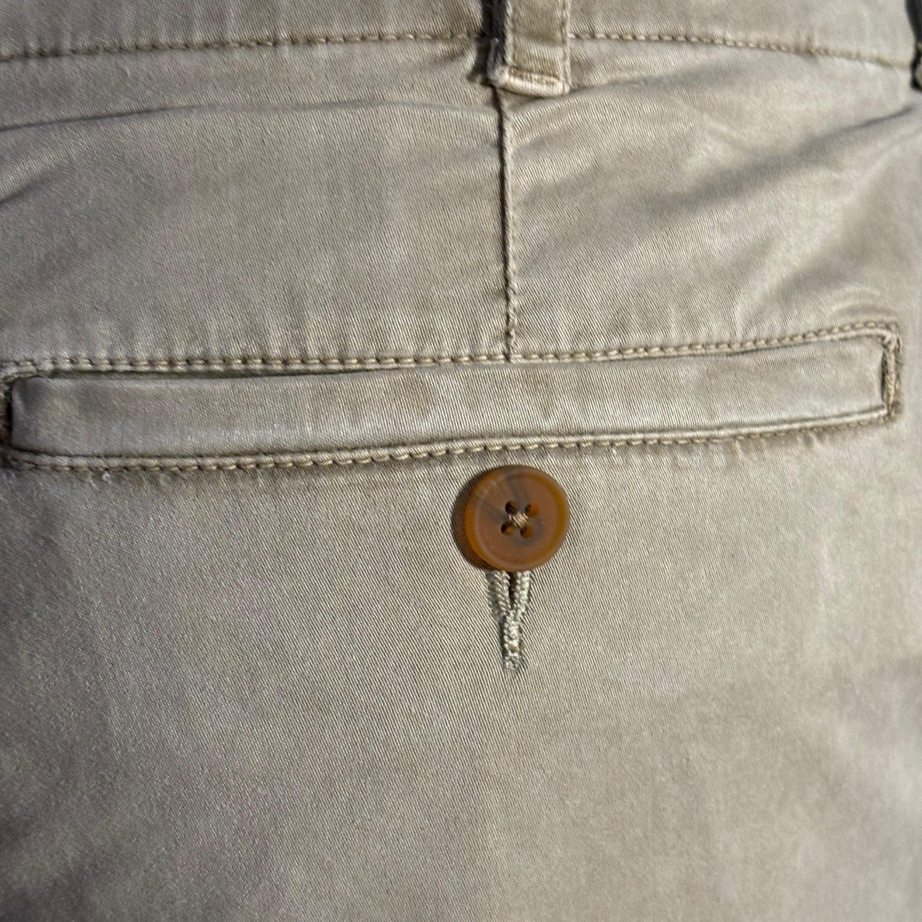 Ptown Short: Beige