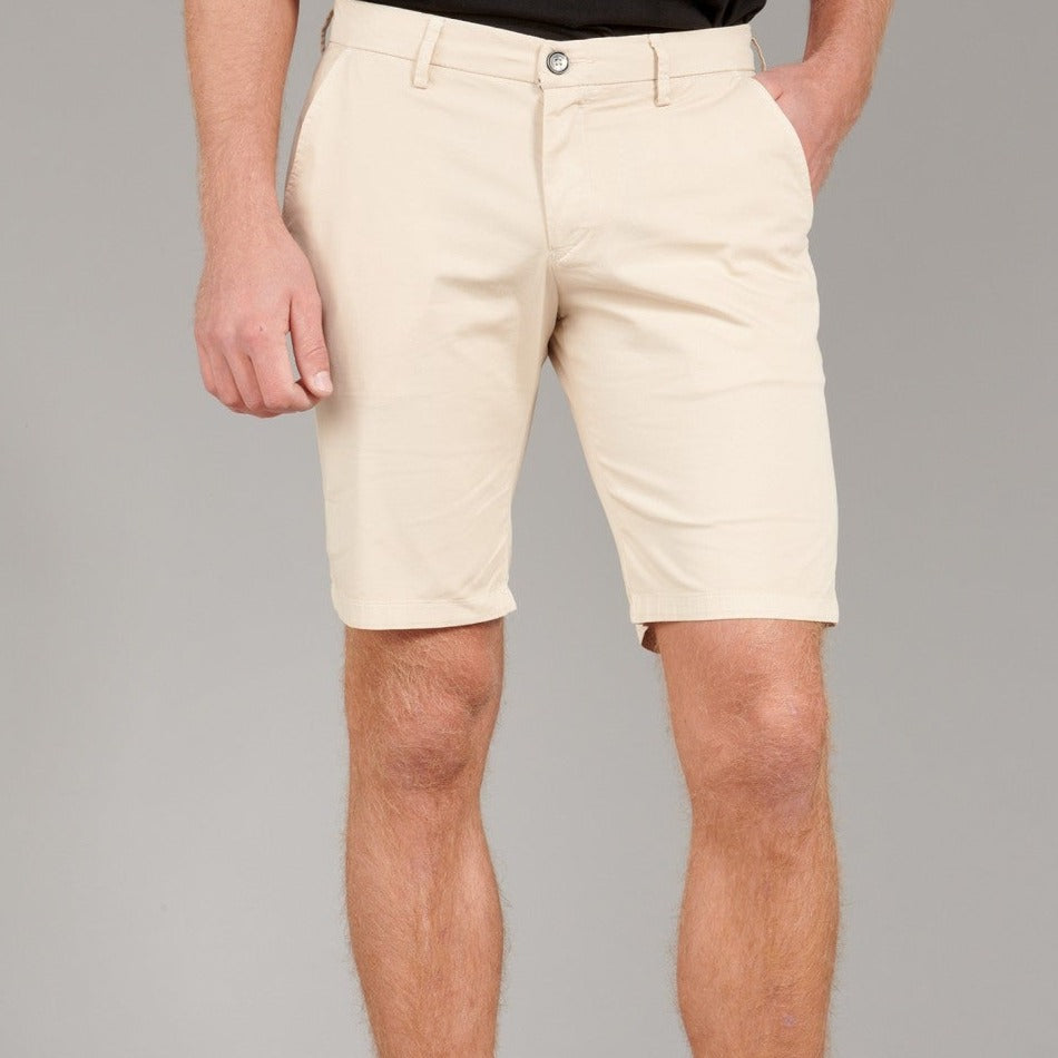Slim Texas Short: Beige