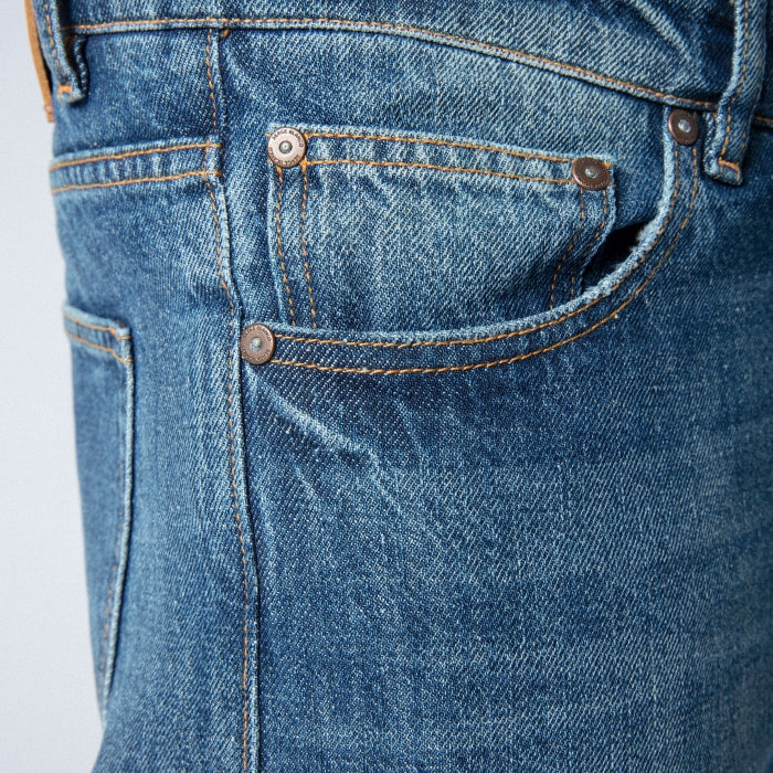 Tapered Cut 330 5-Pocket Jean: Medium Wash