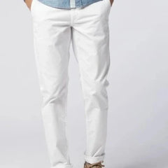 Comfort Fit Chino 702: White