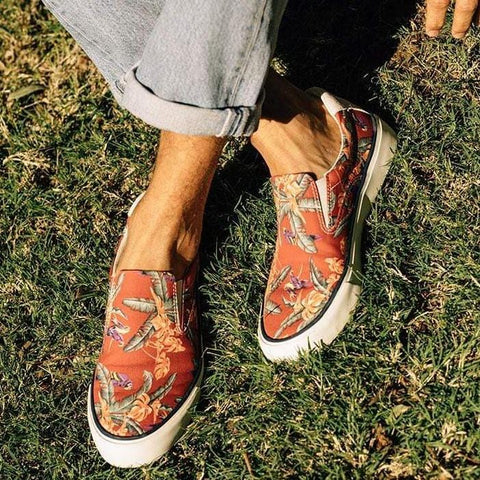 Hawthorne Slip On Magnum: Red Jungle Bird