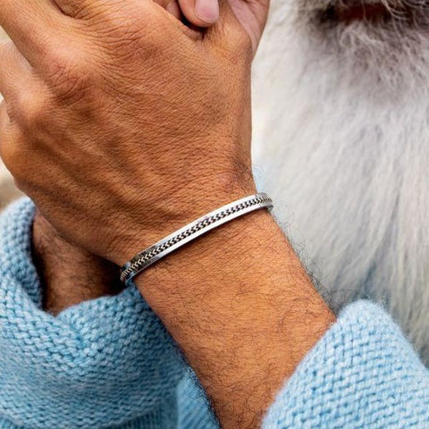 Navarch Cuff 6mm Bracelet ML: Navy-Sand