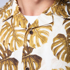 Jungle Leaf Print Shirt S/S: Off White