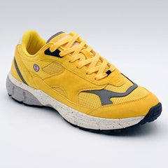 "PLAY" Ever-East Sneaker: Yellow